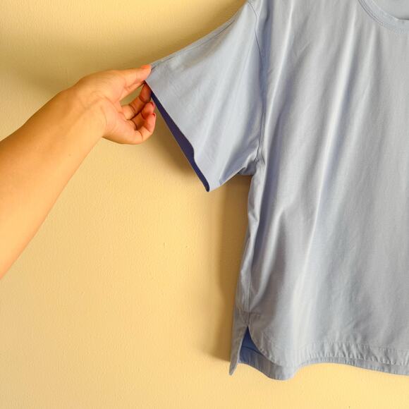 Athleta Light Blue Short Sleeve Effortless Tee - Medium - Picture 2 of 9